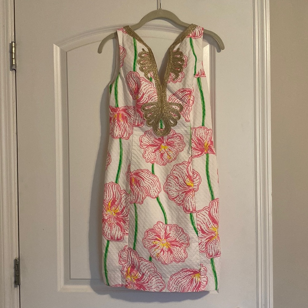 Women’s Lilly Pulitzer shift dress